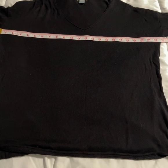 Old Navy Lightweight Sweater Medium - Picture 8 of 8